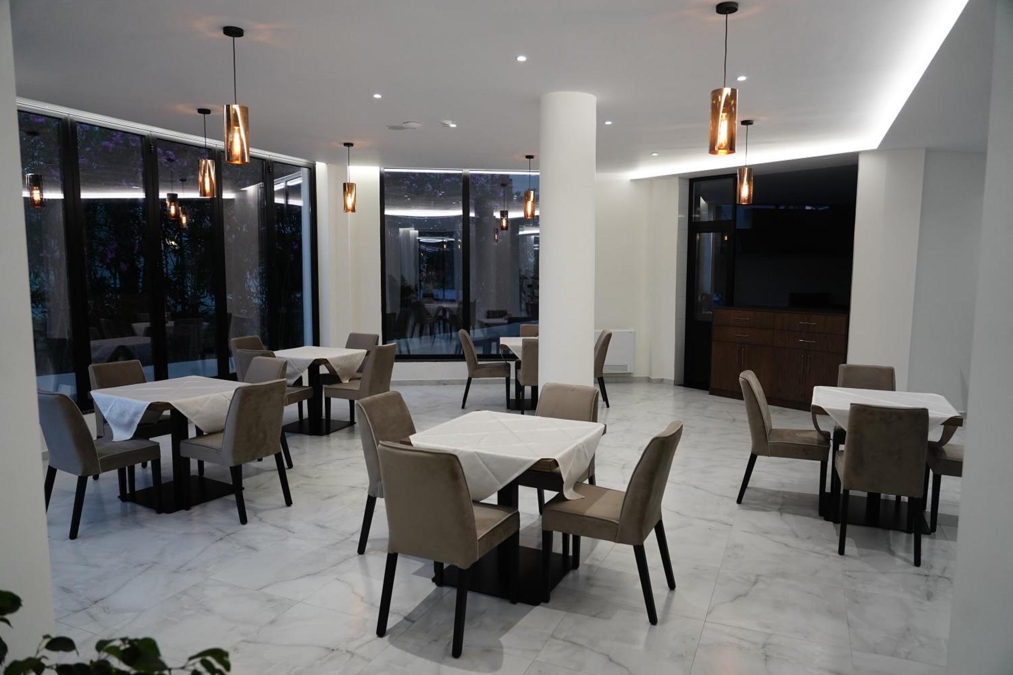The Honeycomb Boutique Hotel Golem  Exterior photo