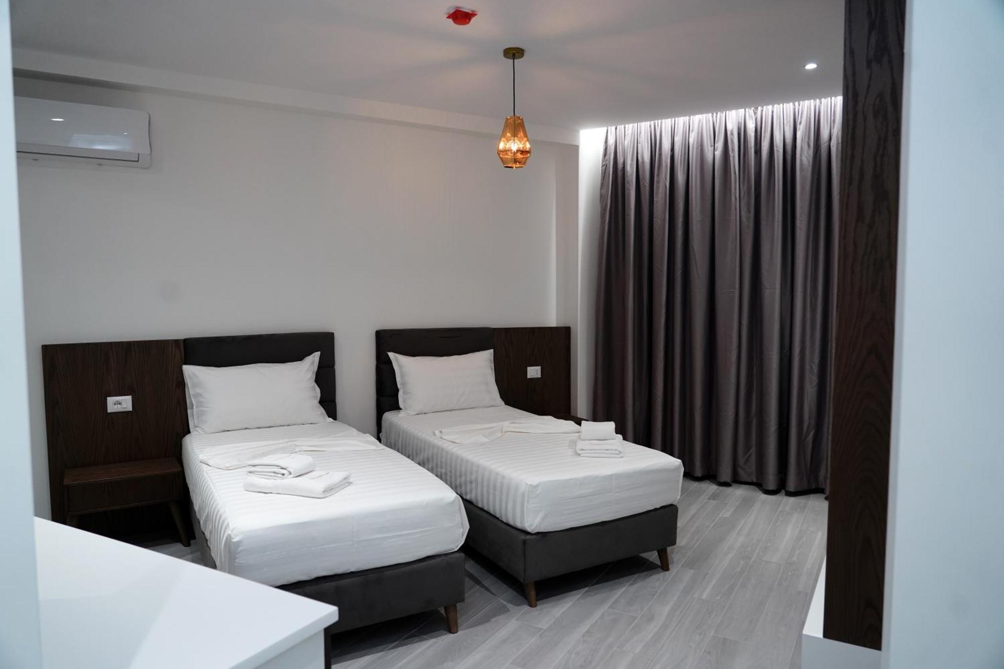 The Honeycomb Boutique Hotel Golem  Exterior photo