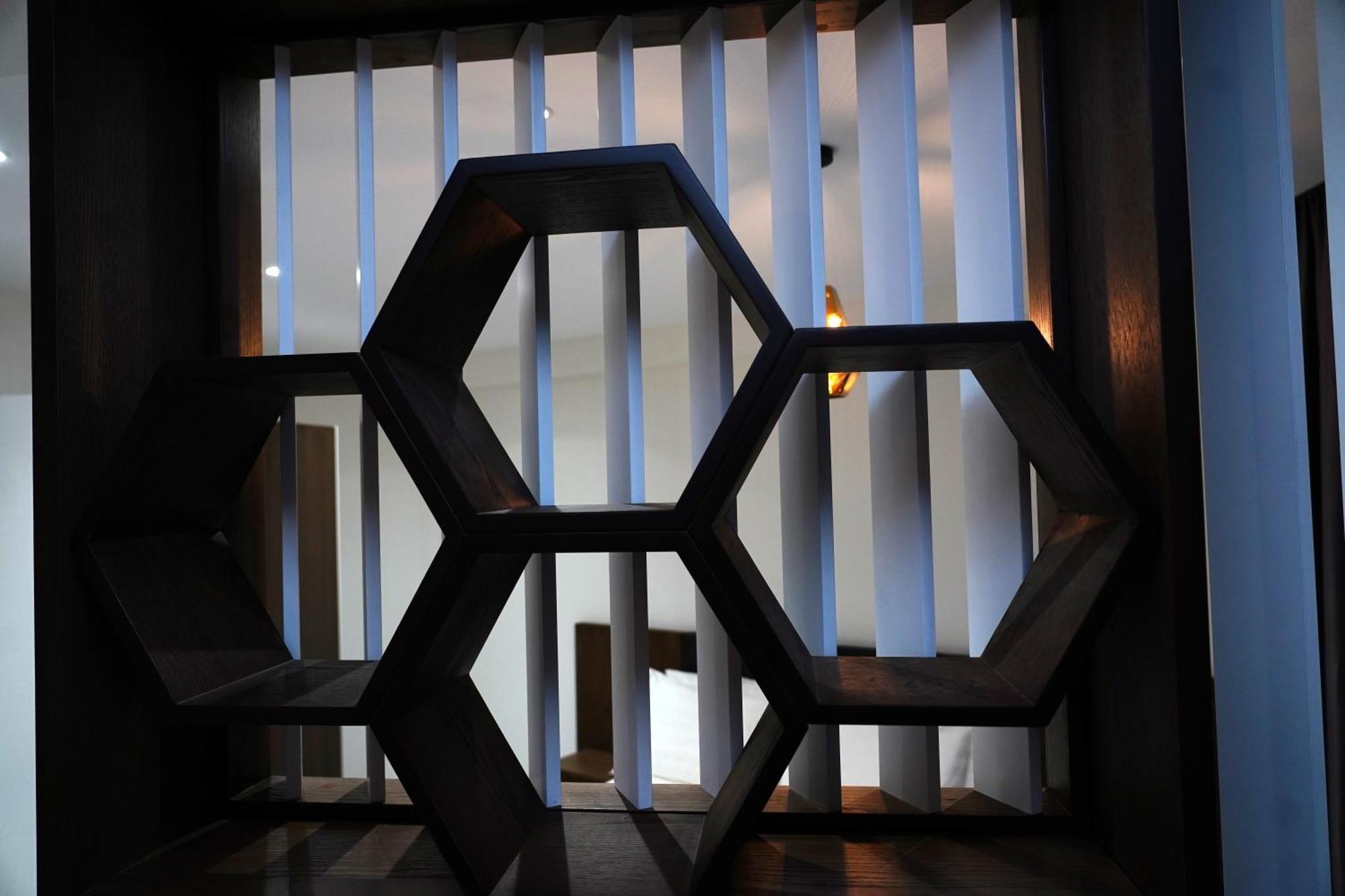 The Honeycomb Boutique Hotel Golem  Exterior photo