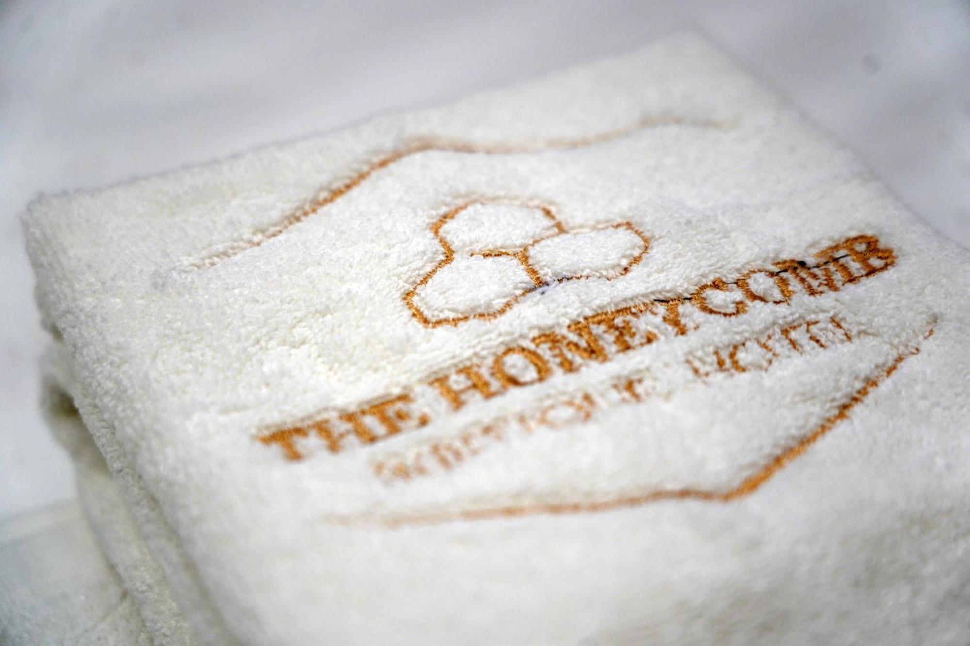 The Honeycomb Boutique Hotel Golem  Exterior photo
