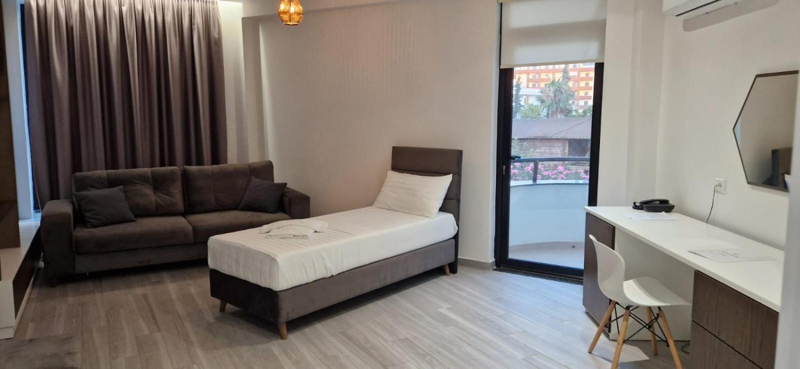 The Honeycomb Boutique Hotel Golem  Exterior photo